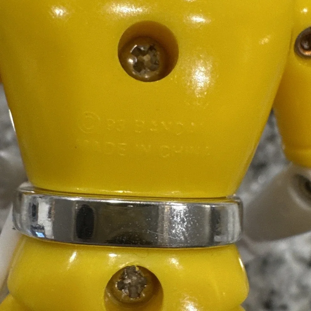 Vintage Power Rangers YELLOW RANGER 4.5